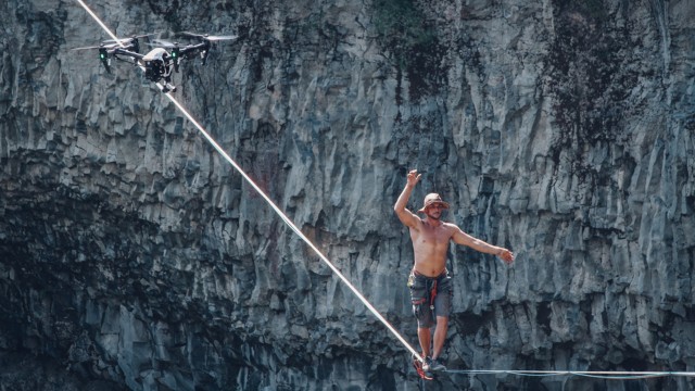 Watch Untethered Online