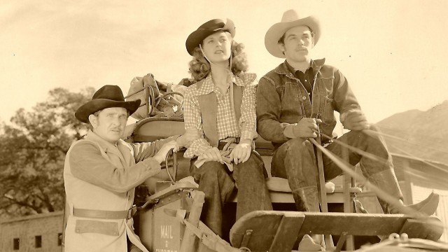 Watch Thunder Town Online