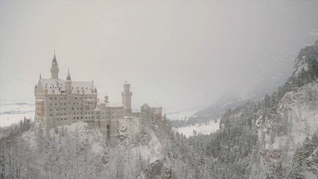 Watch Howling Snowstorm: 10 Hours, Ambient Wind Sounds for Sleeping, Studying, Insomnia, or Relaxing Background Noise Online