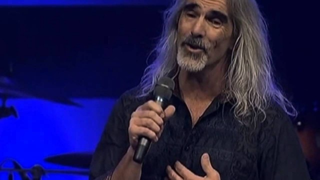 Watch Gaither Presents: Guy Penrod Live: Hymns & Worship Online