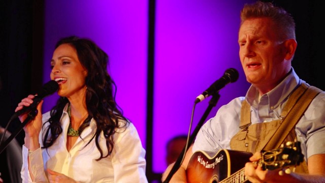 Watch Gaither Presents: Joey  Rory: Hymns Online
