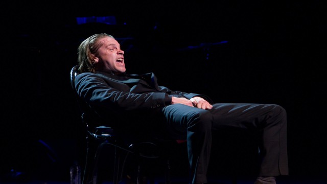 Watch Hans Teeuwen: Live in London Online