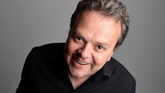Watch Hal Cruttenden: Straight Outta Cruttenden Online