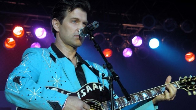Watch Chris Isaak: Greatest Hits: Live Online