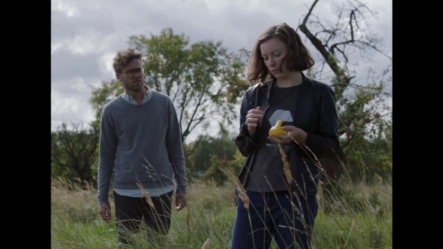 Watch Self-Criticism of a Bourgeois Dog Online