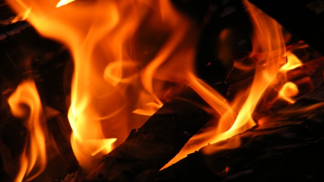 Watch Campfire - The Best Close-up Online