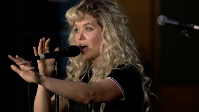 Watch A Baeble NEXT Session With Suzanne Santo Online