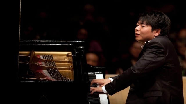 Watch Lang Lang at Carnegie Hall Online
