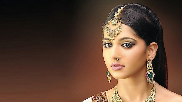 Watch Nagavalli Online