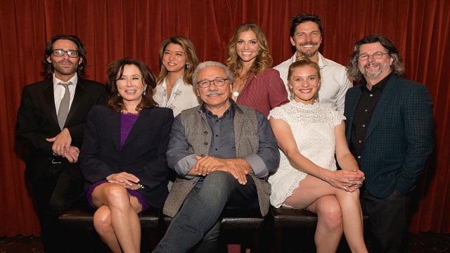 Watch Entertainment Weekly Cast Reunions: Battlestar Galactica Online