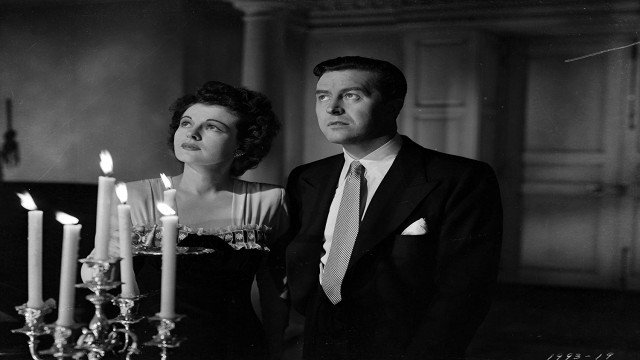 Watch The Uninvited Online