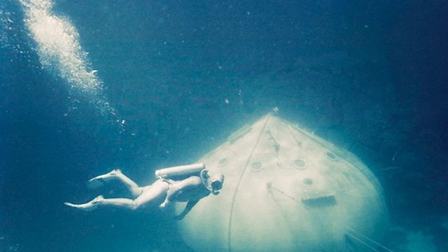 Watch World Without Sun Online