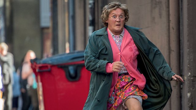 Watch Mrs. Brown's Boys D' Movie Online