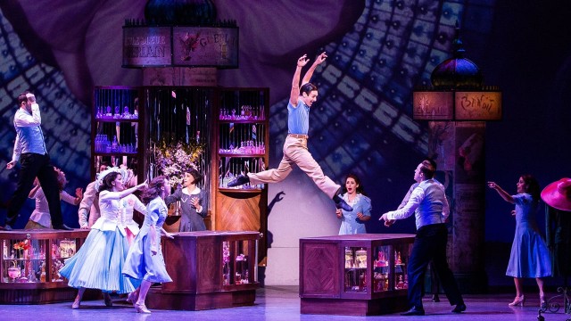 Watch An American in Paris Online