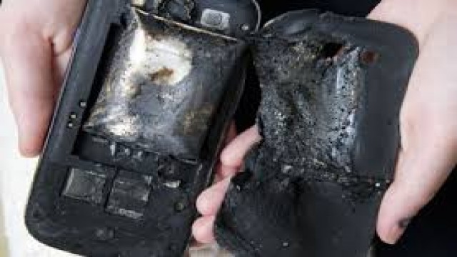 Watch TYT News: Samsung Phones Literally Blowing Up Online