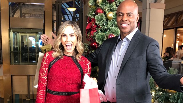 Watch Greatest Holiday Video Countdown Online