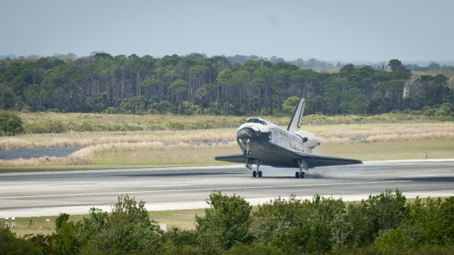 Watch Shuttle Discovery's Last Mission Online