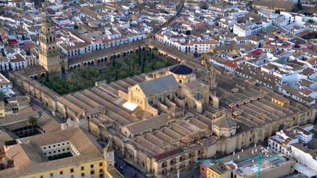 Watch Global Treasures - MEZQUITA CATEDRAL DE CORDOBA - Aljama Mosque - Andalucia, Spain Online