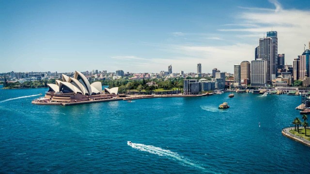 Watch Globe Trekker: Sydney Online