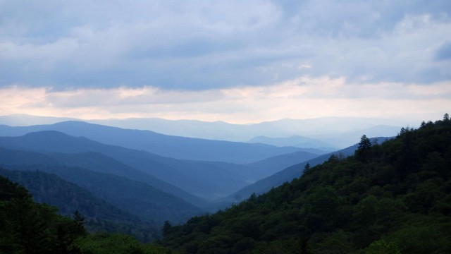 Watch Globe Trekker: Deep South USA Online