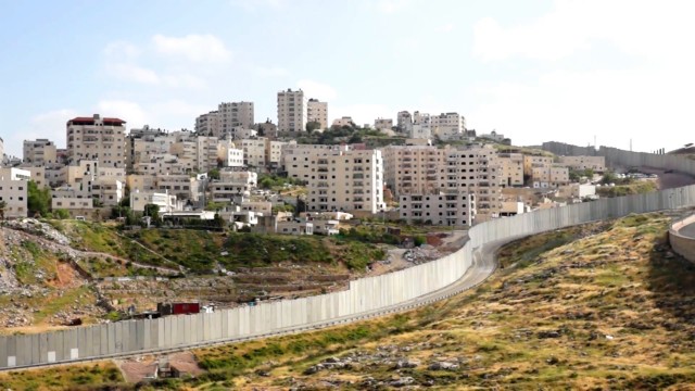 Watch Globe Trekker - Holy Lands: Jerusalem and the West Bank Online