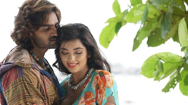 Watch Hippi Online