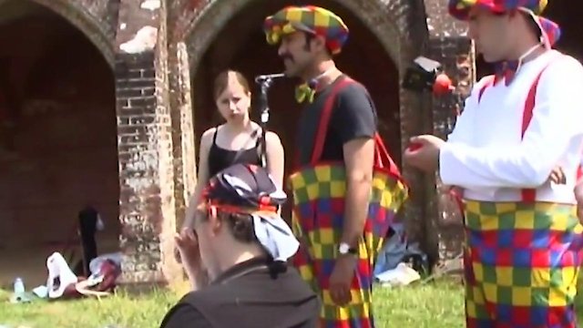 Watch Crooked Features Online