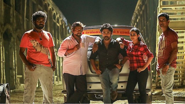 Watch Thittam Poattu Thirudura Kootam Online