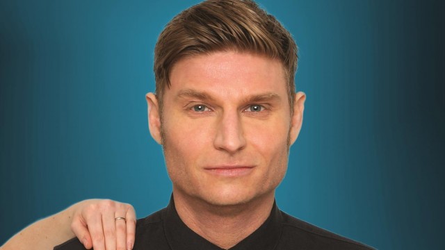 Watch Scott Bennett: Leap Year Online