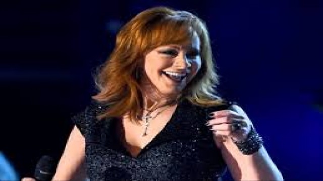 Watch Reba Mcentire - Nash Lights Live Online