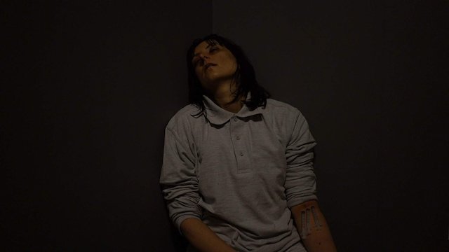 Watch Hellthy Online