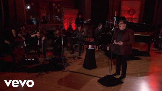Watch 'Tis The Season Holiday Special Online