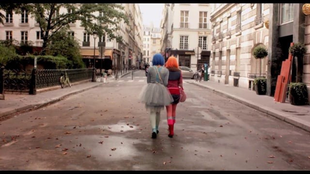 Watch Les Perruches Online