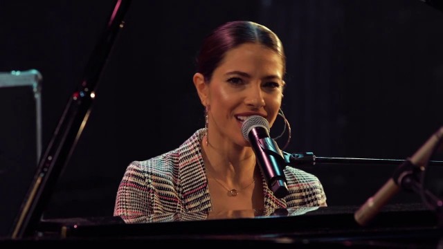 Watch A Tiny Audience: Debi Nova Online