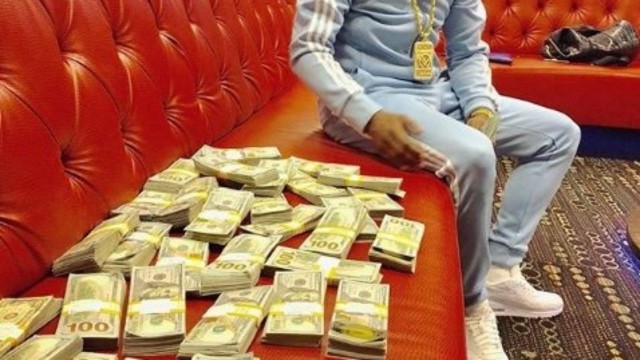 Watch Floyd "Money" Mayweather Online