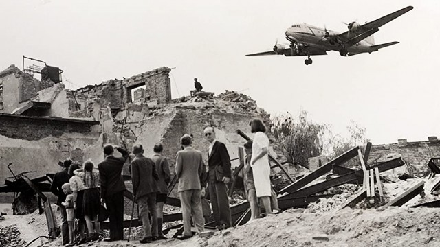 Watch The World's Greatest Airlift - Berlin 1948 Online