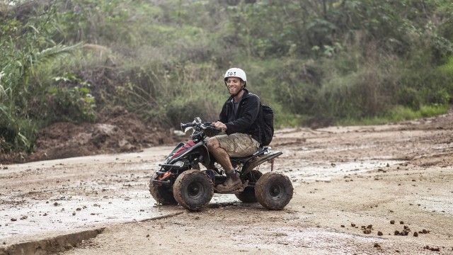 Watch Birthday Present Online