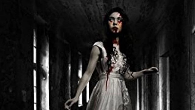 Watch Emma Online