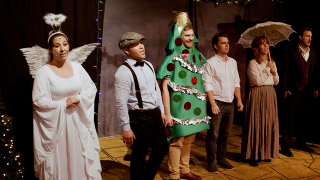 Watch Community Theater Christmas Online