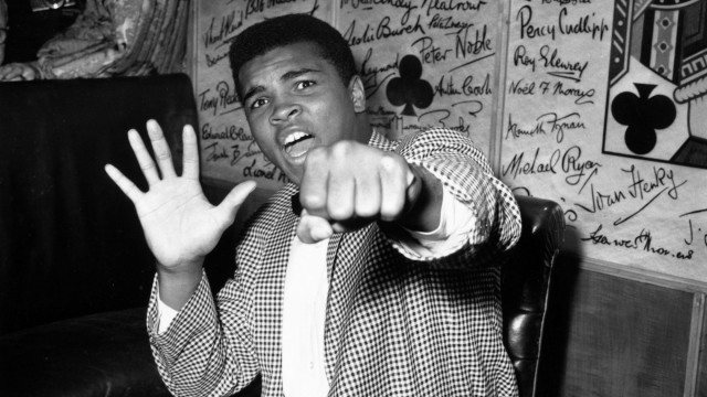 Watch Ali's Comeback: The Untold Story Online