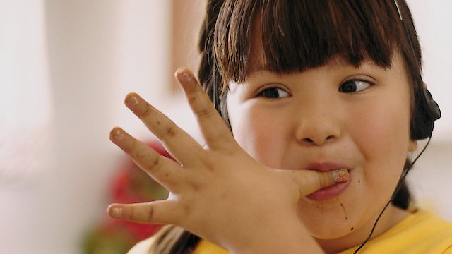 Watch Little Con Lili Online