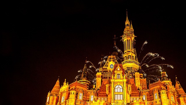 Watch Shanghai Disney Resort Grand Opening Gala Online