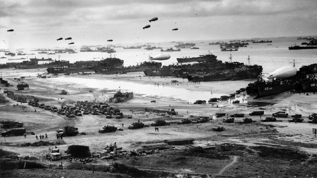 Watch Field of Operations: D-Day Online