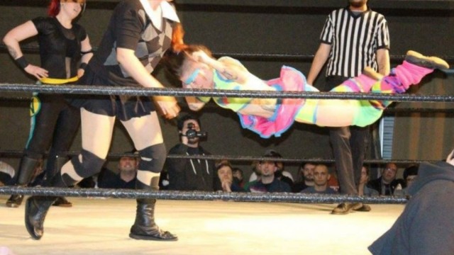 Watch The Other Side of the Ring Online