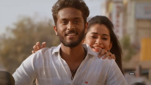 Watch Thatrom Thookrom Online