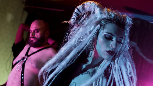 Watch Beber De Tu Sangre Online