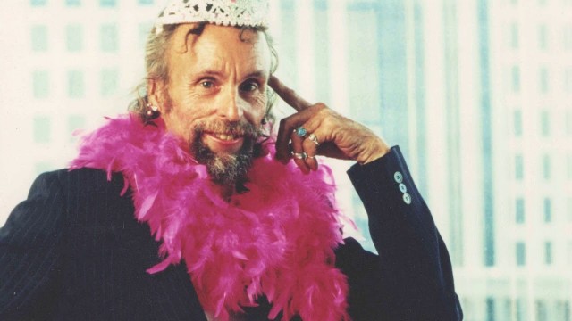 Watch Becoming Leslie Online