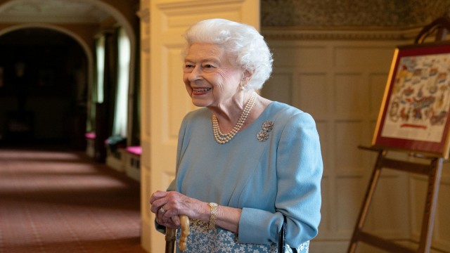 Watch Our Platinum Queen: 70 Years On The Throne Online