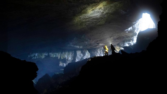 Watch Explorer: The Deepest Cave Online