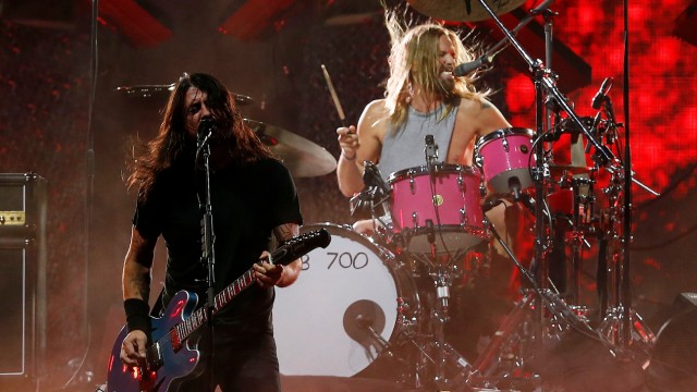 Watch Foo Fighters and the Hawkins Family Presents: Taylor Hawkins Tribute Online